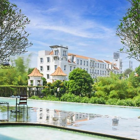El Hotel Malang Exterior foto