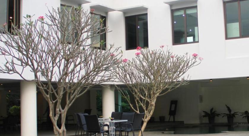 El Hotel Malang Exterior foto